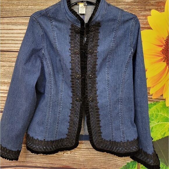 Bestow by UM Company jean jacket with black embroidered edges NWT - Picture 1 of 11